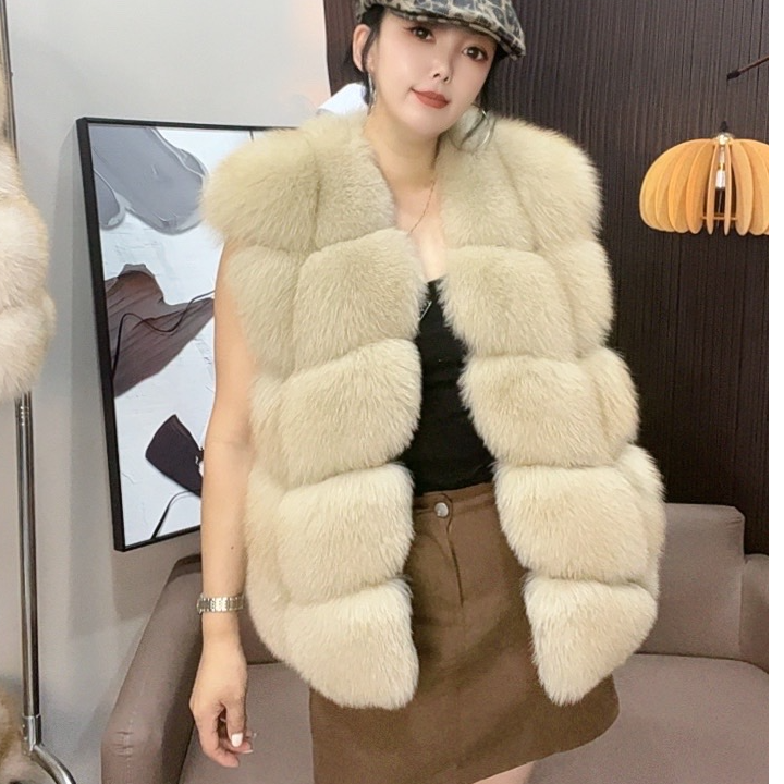 新款秋冬狐狸毛皮草马甲百搭女款          面包W      