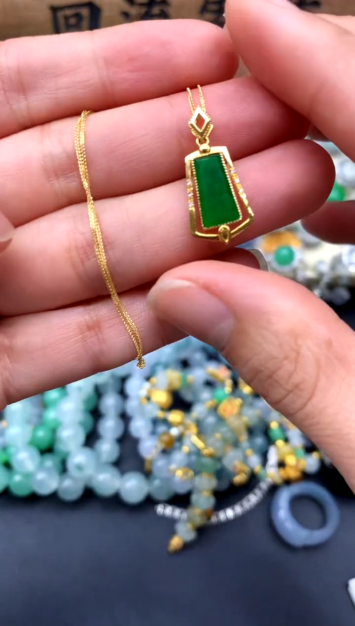【闪购商品】翡翠颈饰18K金镶嵌193-中国好珍宝