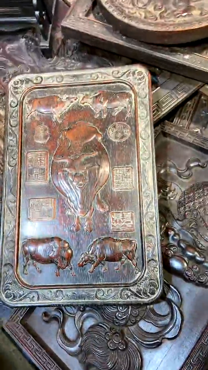 【闪购商品】木紫檀雕刻一物一拍以直播间为准