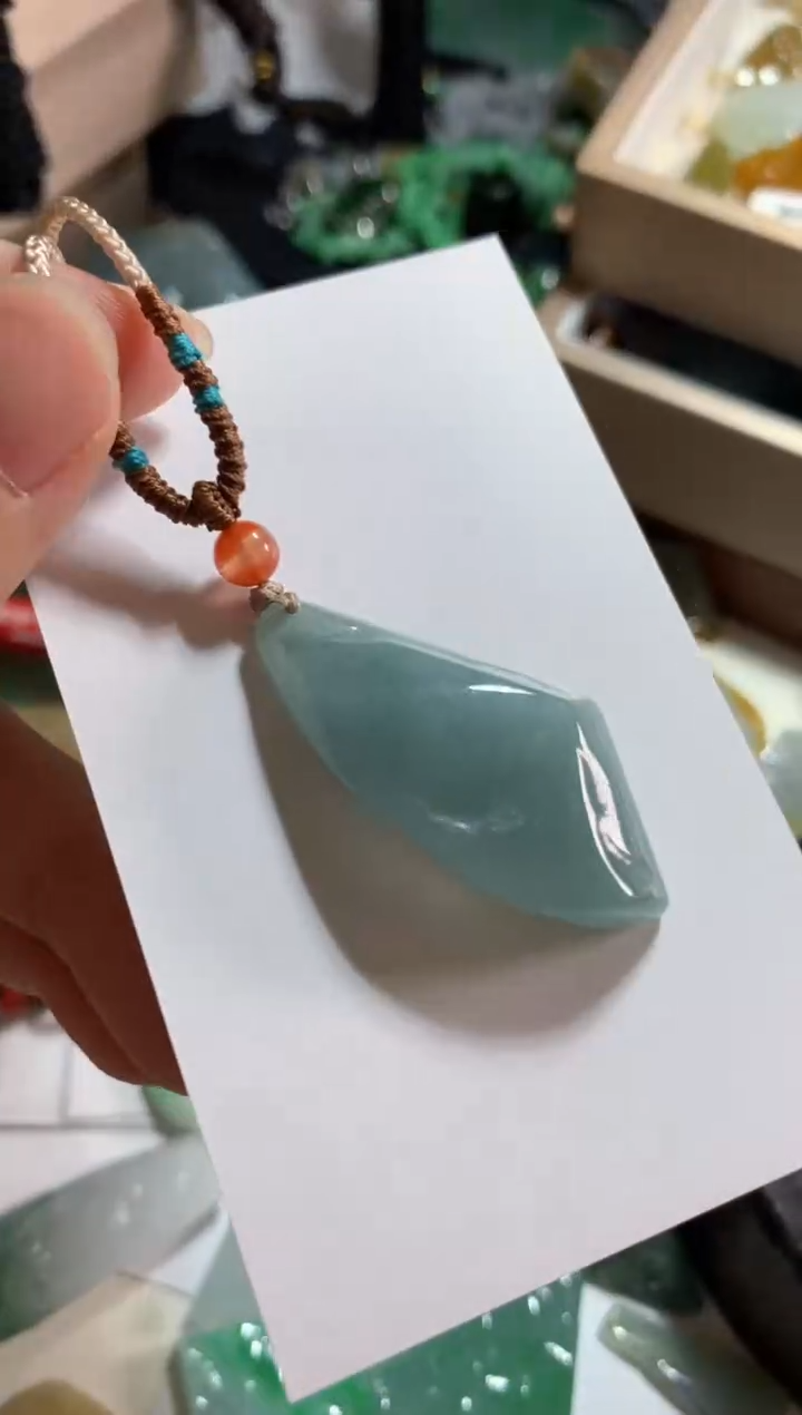 翡翠未镶嵌吊坠(不含链)吊坠