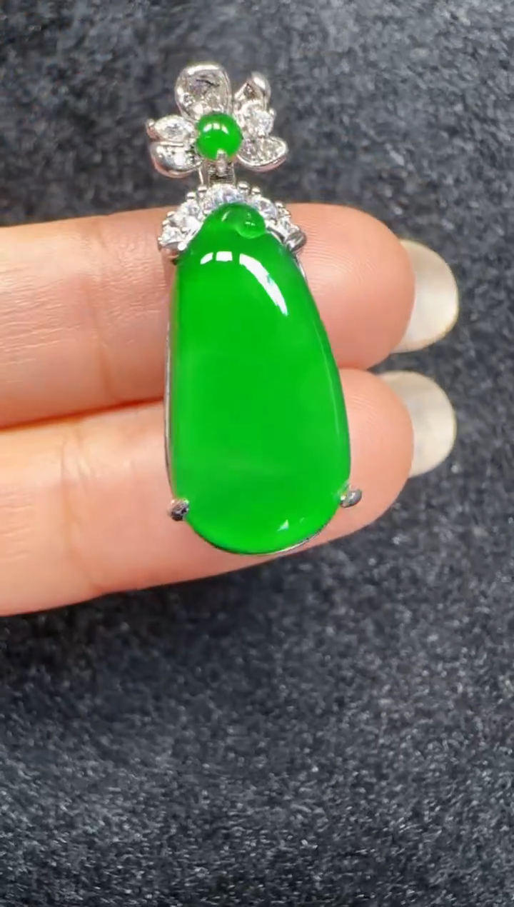 未镶嵌定制翡翠翡翠吊坠29