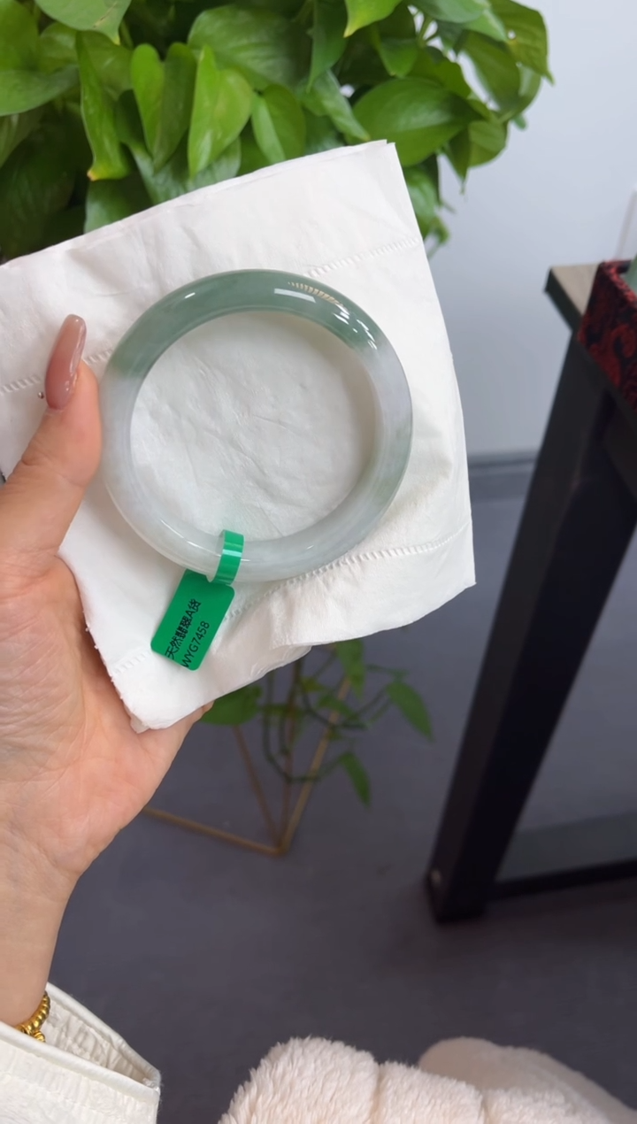 【闪购商品】翡翠手镯未镶嵌00009650