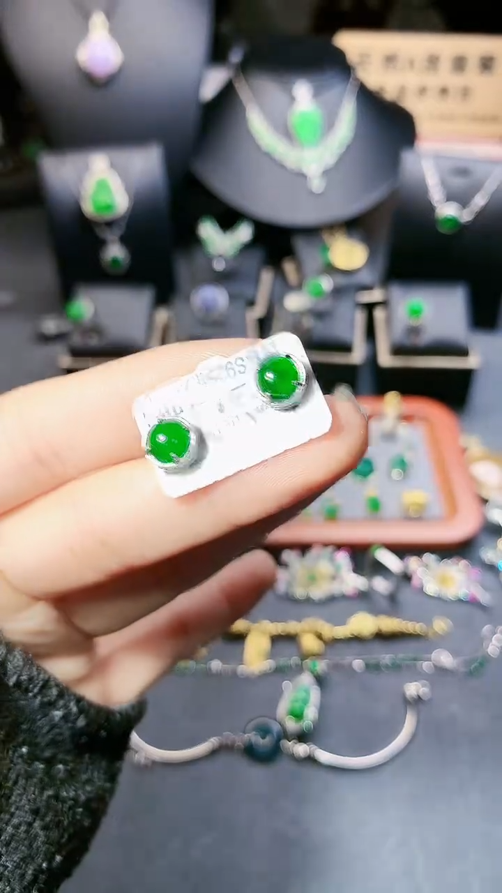 【闪购商品】翡翠耳饰银S925镶嵌耳饰