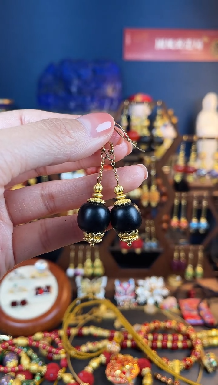 【闪购商品】和田玉（墨玉）耳饰银S925镀金镶嵌耳钩