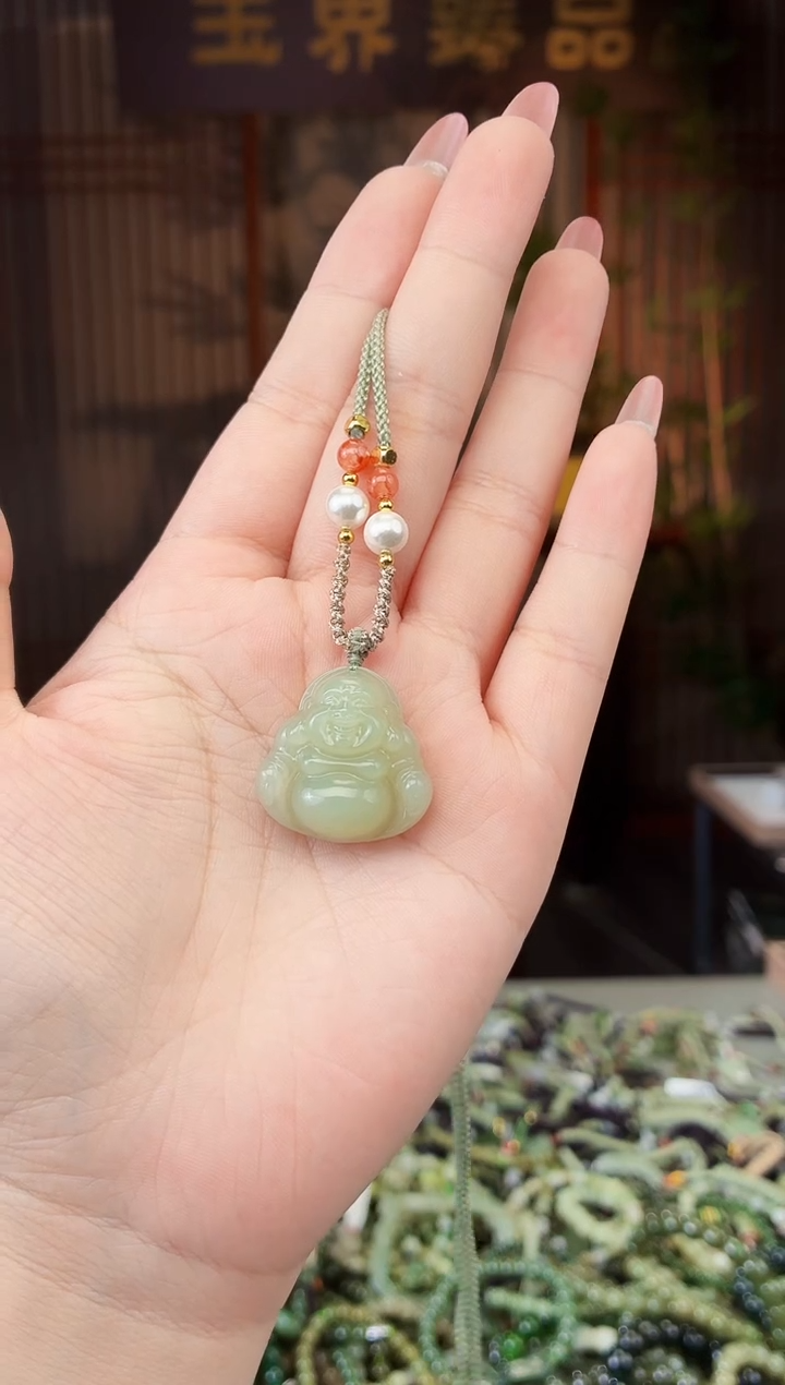 和田玉未镶嵌颈饰拍一发一