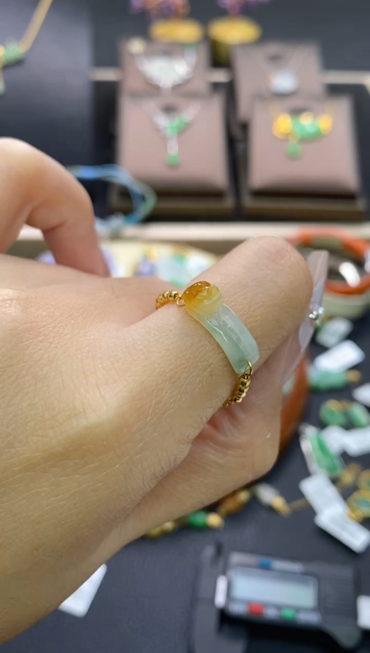 【闪购商品】翡翠颈饰18K金镶嵌净货15936