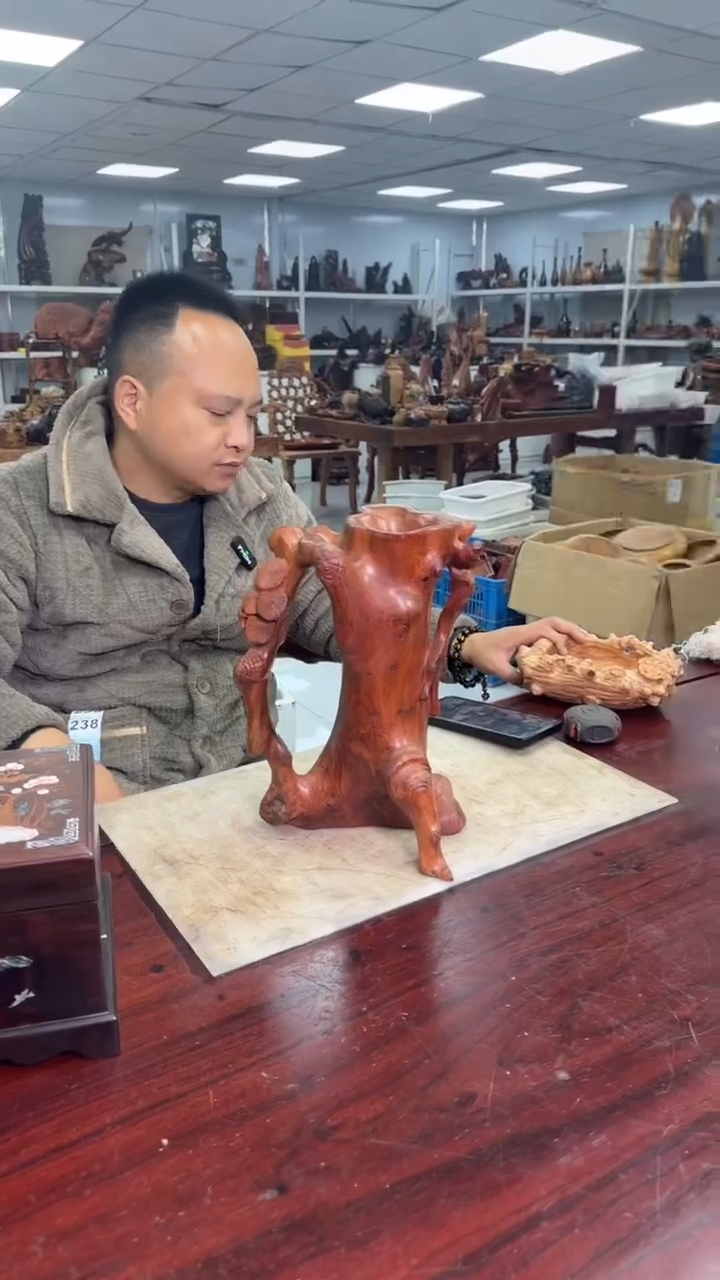 大果紫檀（缅甸花梨）不*人工艺品88888888