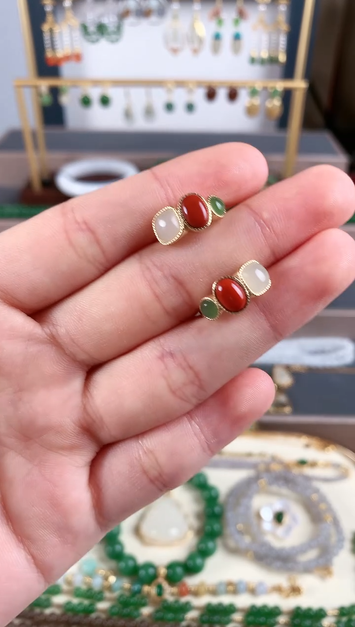 银S925镶嵌和田玉耳饰1