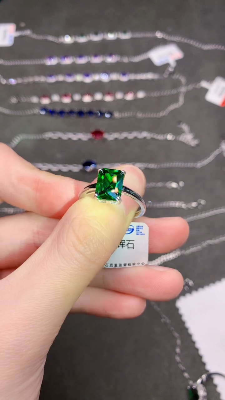 【闪购商品】透辉石戒指银S925镶嵌.....