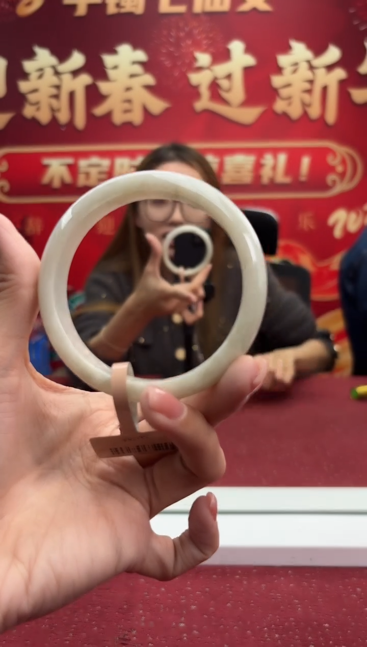 【闪购商品】翡翠手镯未镶嵌21手镯6263