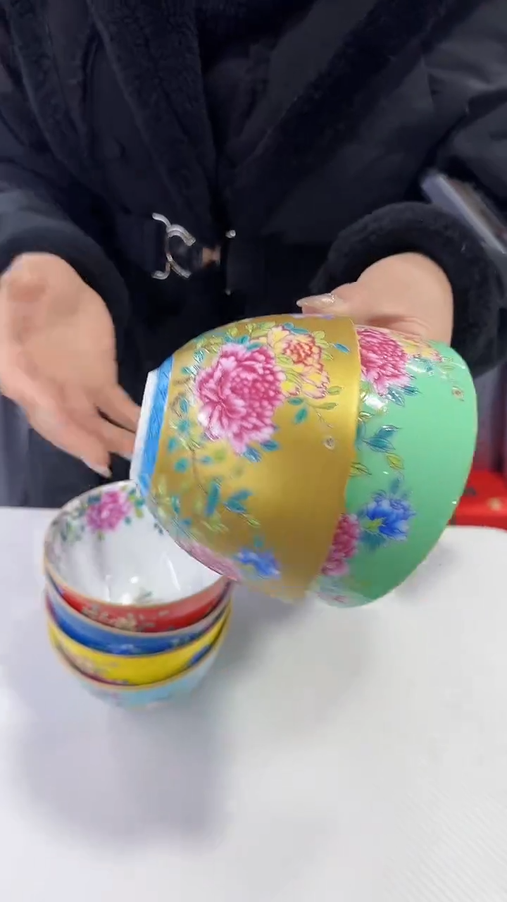 【闪购商品】瓷片5英寸景德镇莲子碗2个混色