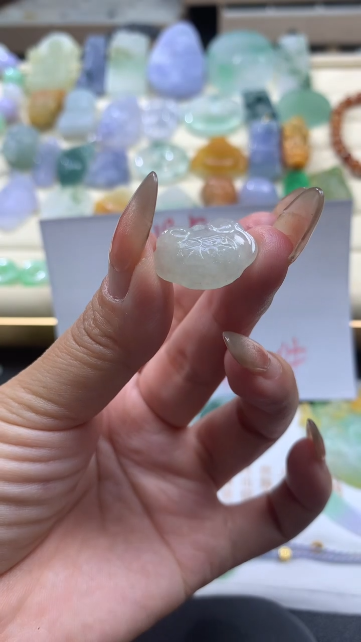 【闪购商品】定制翡翠未镶嵌翡翠