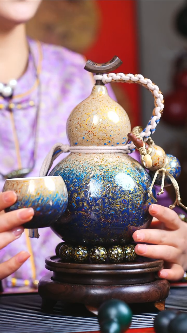 【闪购商品】JJ101酒葫芦带漆艺开口手捻带主人杯