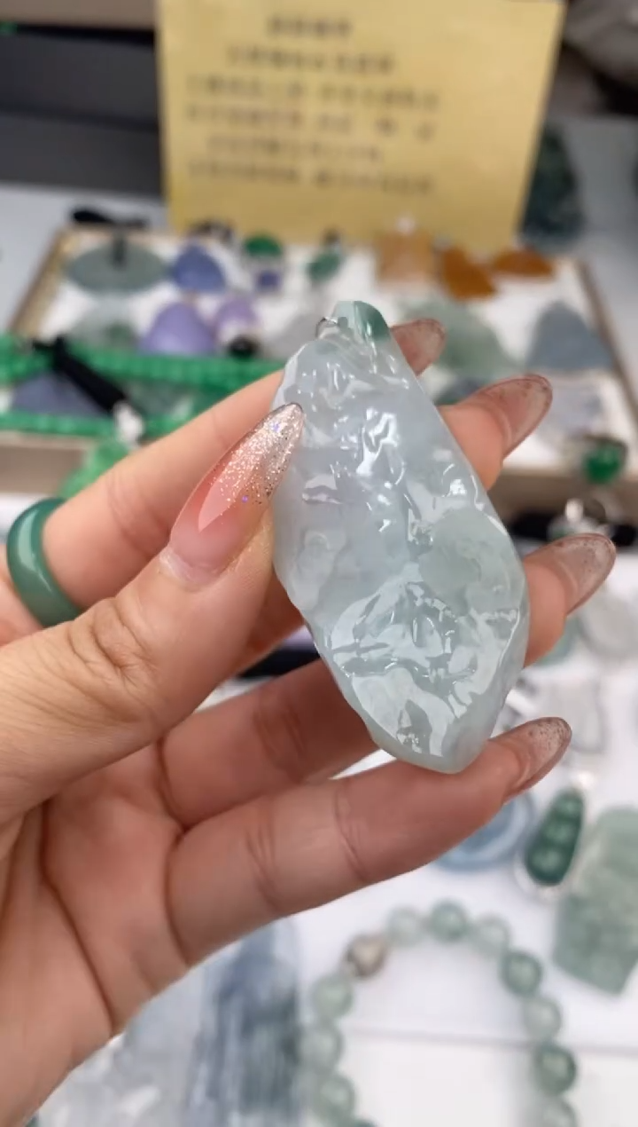 【闪购商品】翡翠吊坠(赠链)未镶嵌35910/静静聊翠