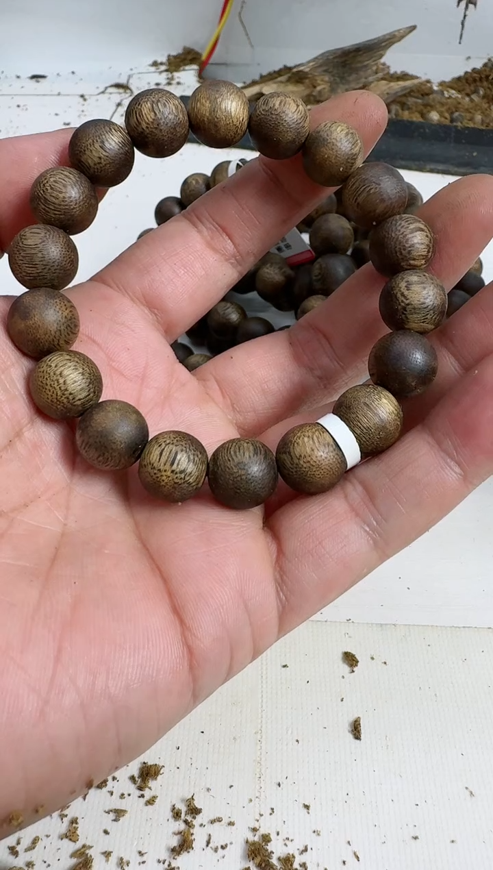 【闪购商品】沉香手串乌身1.2规格单圈13克