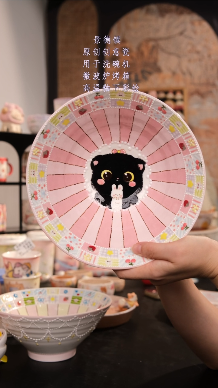 摆件景德镇手工手绘设计师款