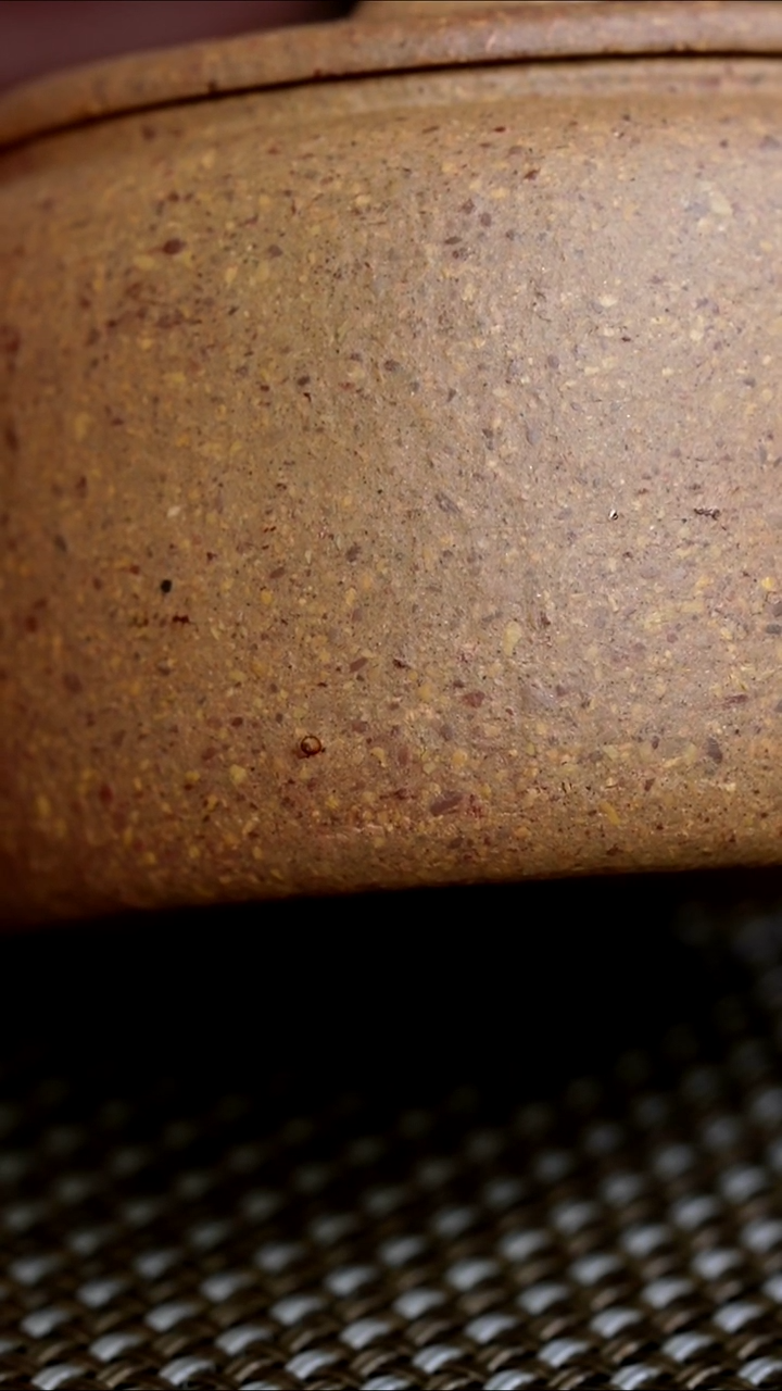 茶壶紫砂半手粗砂黄金段一号汉瓦150cc