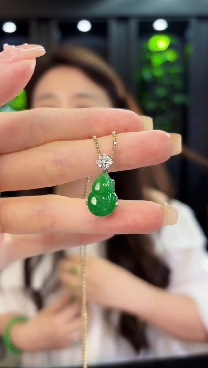 翡翠未镶嵌吊坠(不含链)缅料A货/多样性发货/一件