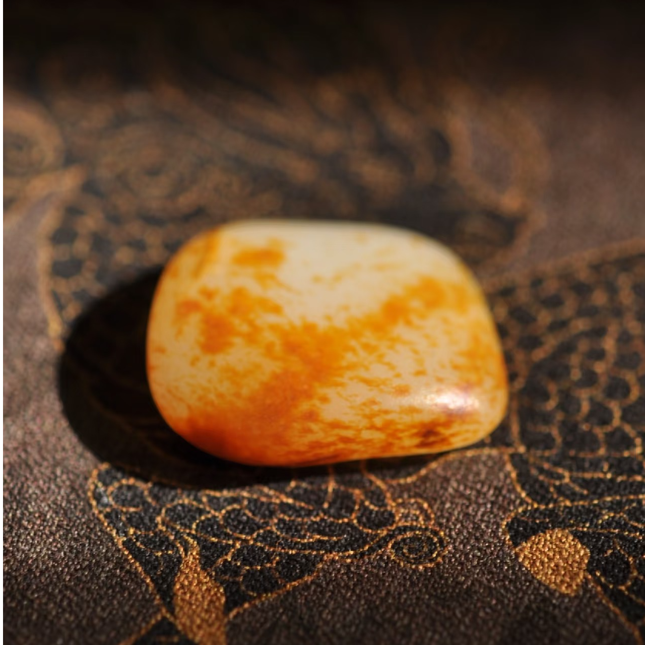 新疆和田白 籽料玉盆景石