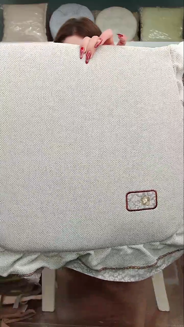 布雪尼尔淡青；淡青灰6个