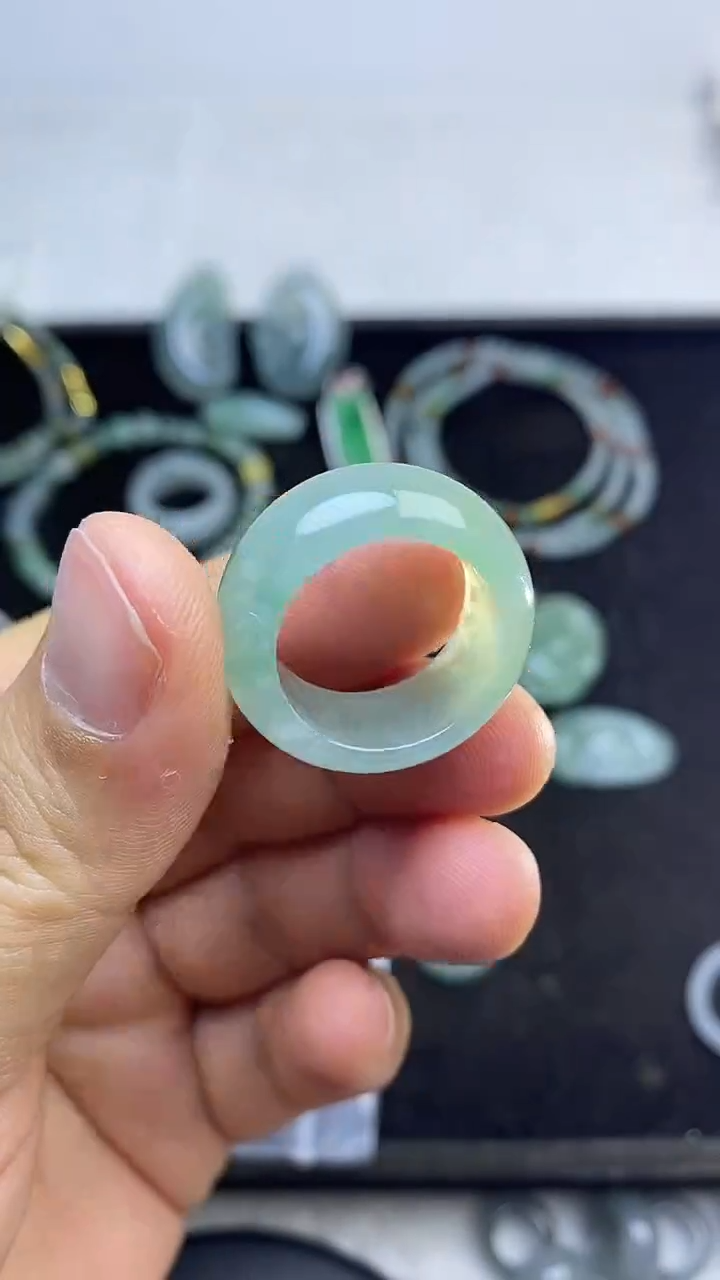 【闪购商品】定制翡翠未镶嵌17圈口