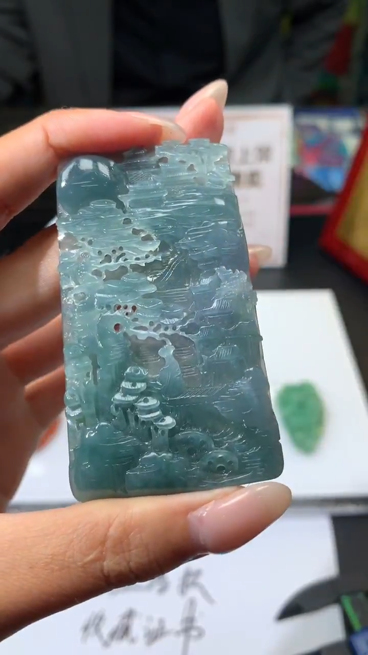 【闪购商品】定制翡翠未镶嵌不退不换随机发CMH1件-A