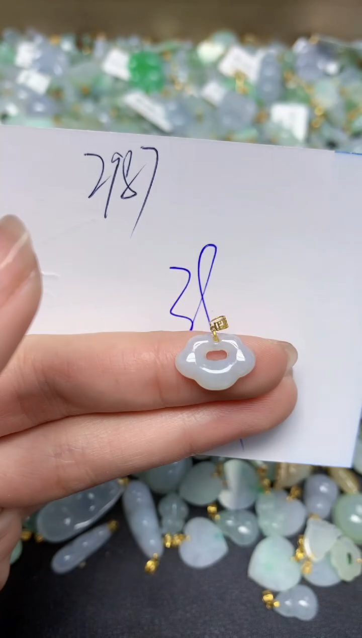 【闪购商品】翡翠颈饰18K金镶嵌 天然翡翠A货