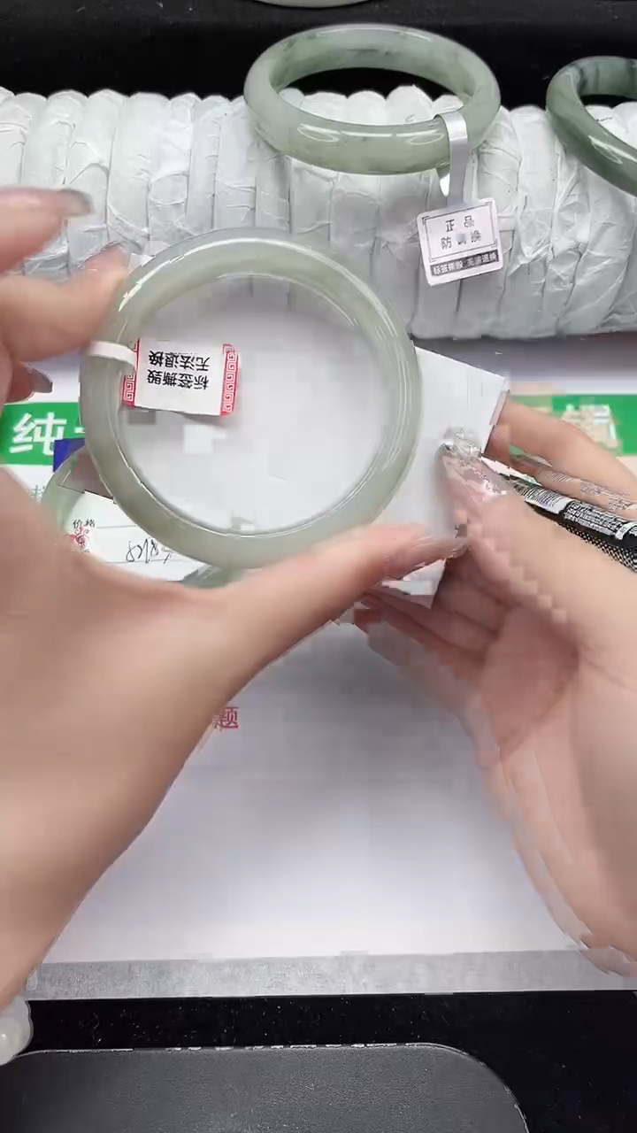 未镶嵌手镯石英质玉347-56/57