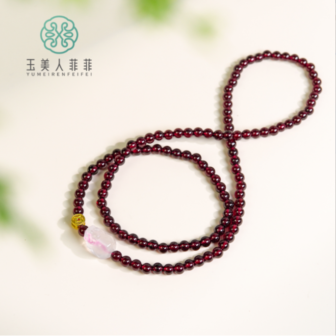 石惑珠宝%石榴石三圈手串约5mm