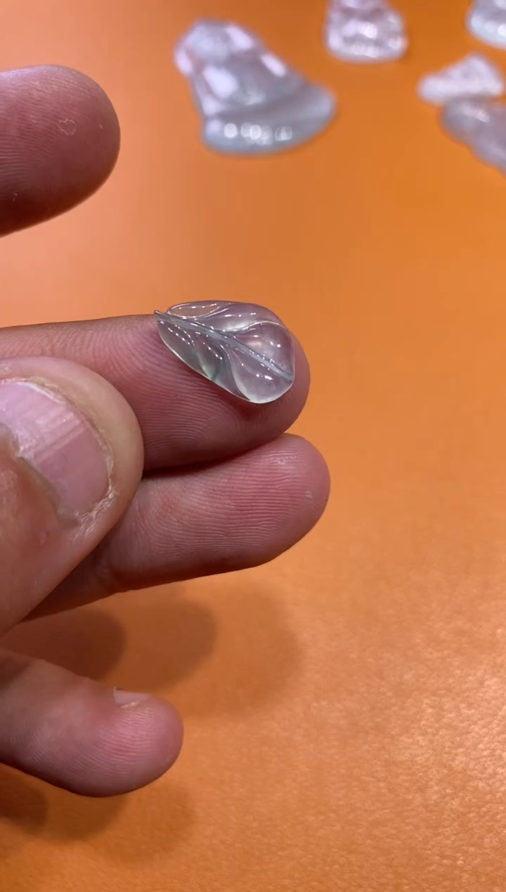 【闪购商品】翡翠颈饰未镶嵌叶子238