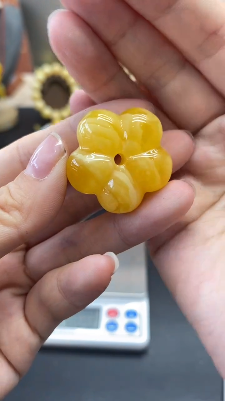 琥珀未镶嵌珠宝奇石2522瑕疵品