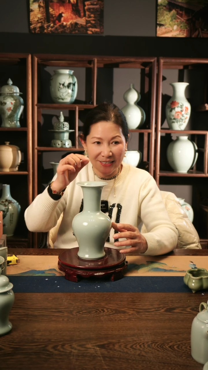 【闪购商品】纯手工 粉青 观音瓶B