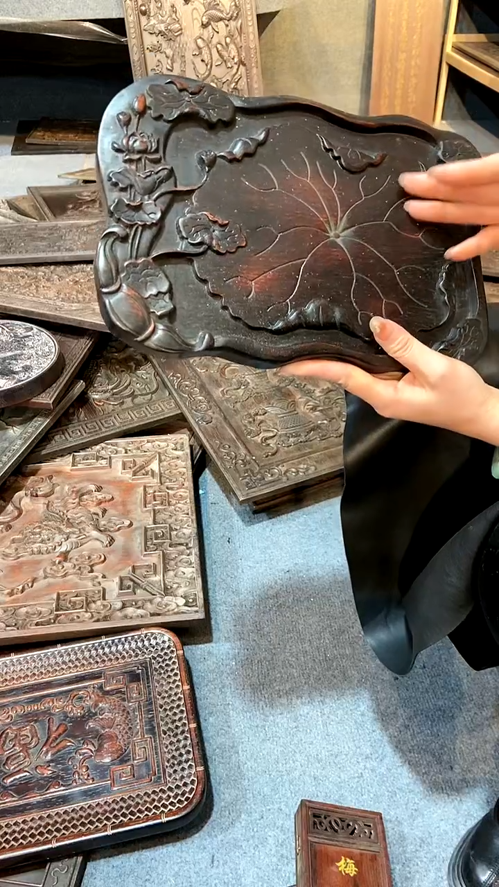 【闪购商品】木紫檀雕刻一物一拍以直播间为准