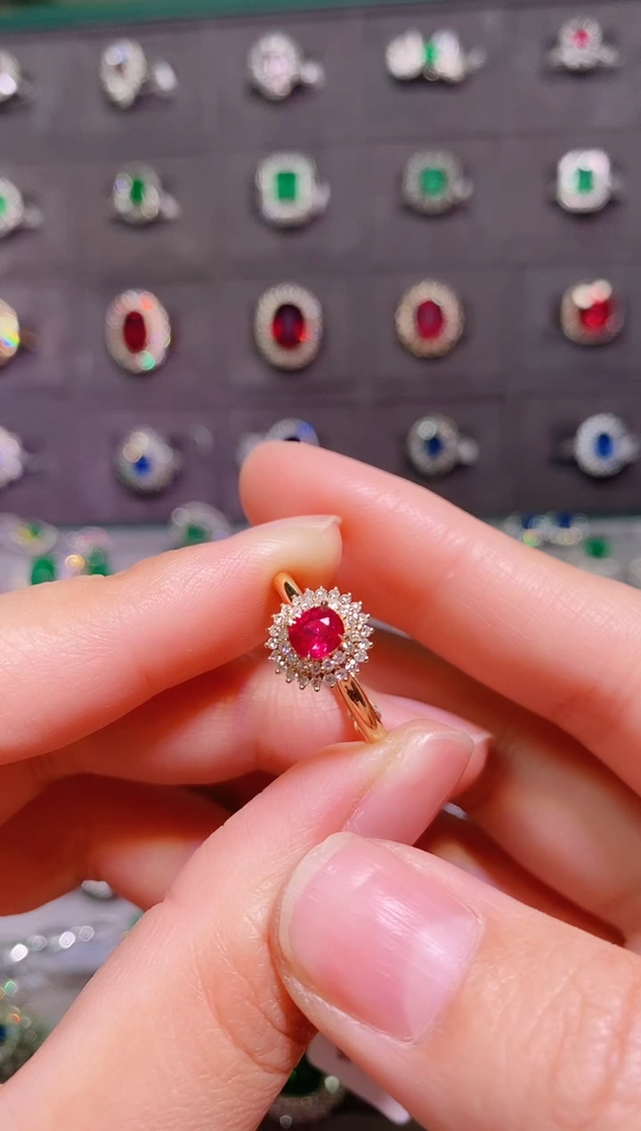 【闪购商品】红宝石18K金戒指18K金镶嵌.