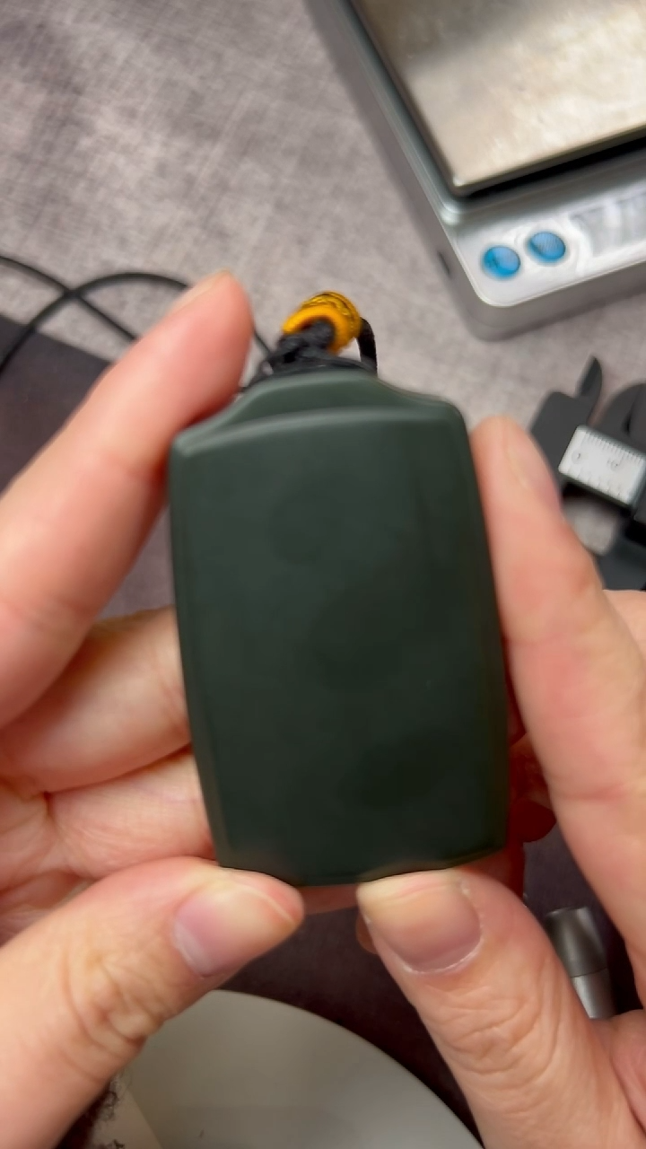 【闪购商品】和田玉吊坠(不含链)未镶嵌无事牌HBHT000334