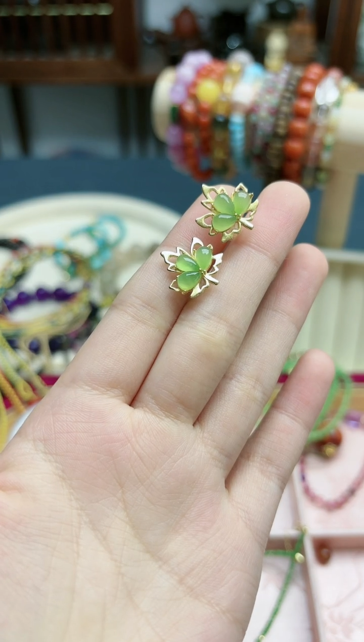 【闪购商品】和田玉耳钉银S925镶嵌和田玉枫叶耳钉*1 QC