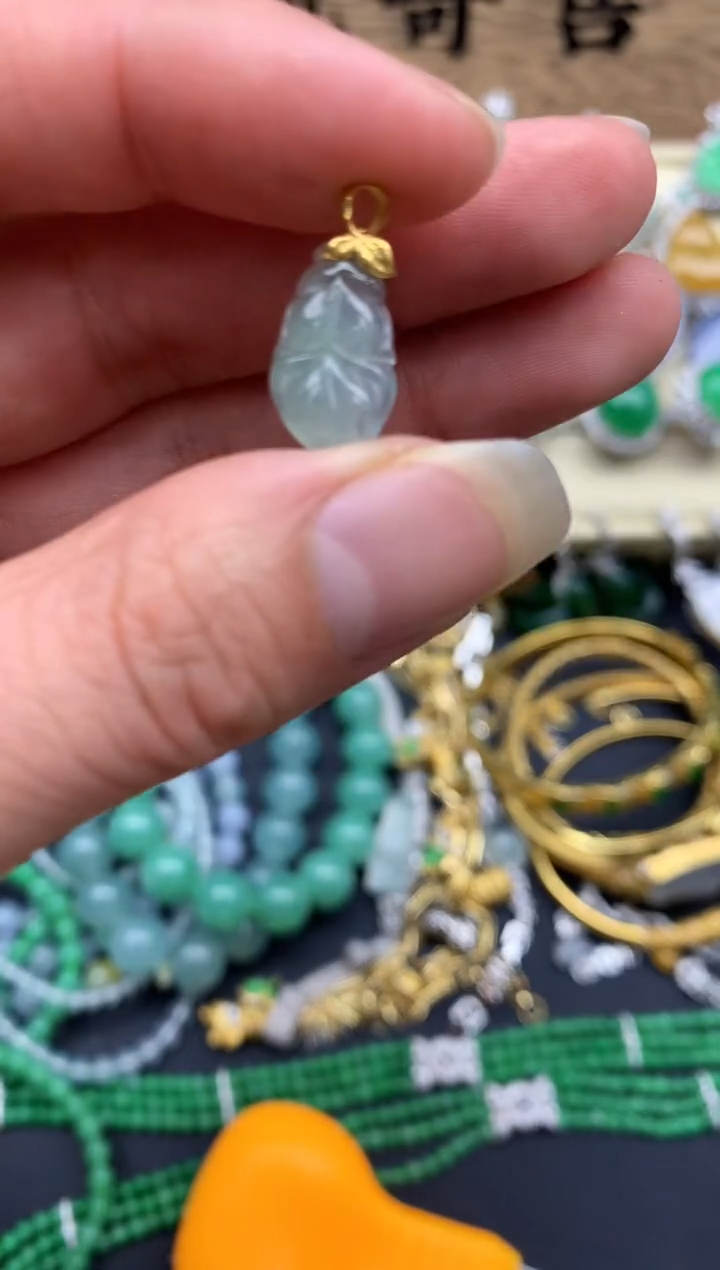 【闪购商品】翡翠颈饰18K金镶嵌214-中国好珍宝