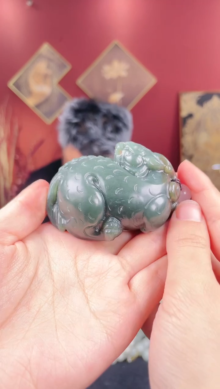 【闪购商品】和田玉把件未镶嵌回头貔貅