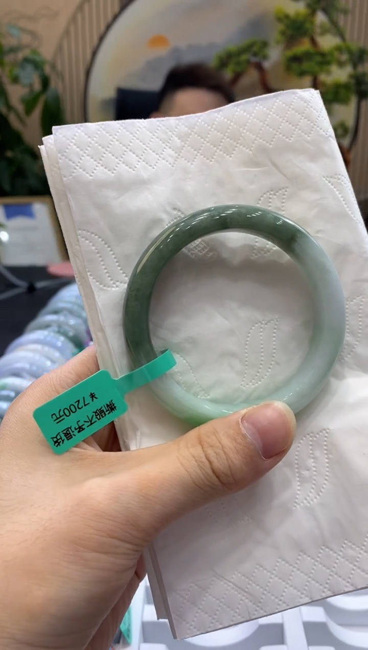 翡翠手镯未镶嵌000001656