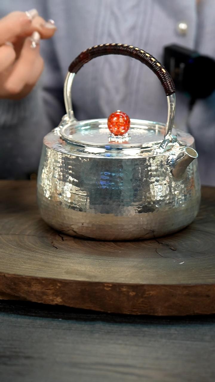 【闪购商品】手工锤纹银烧水壶