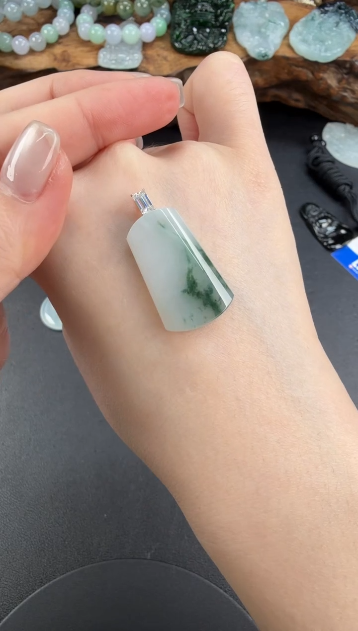 吊坠(不含链)18K金镶嵌翡翠翡翠饰品-97