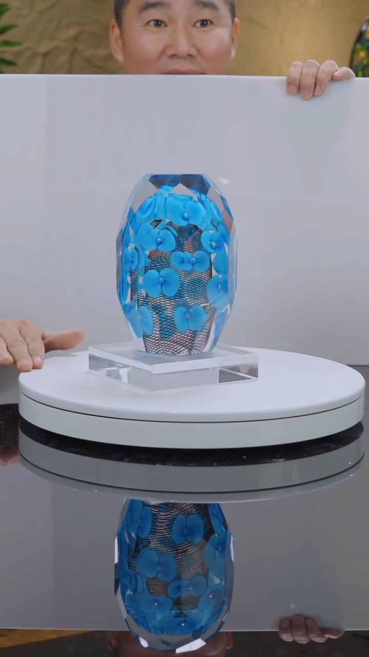 【闪购商品】摆件设计款蓝色摆件