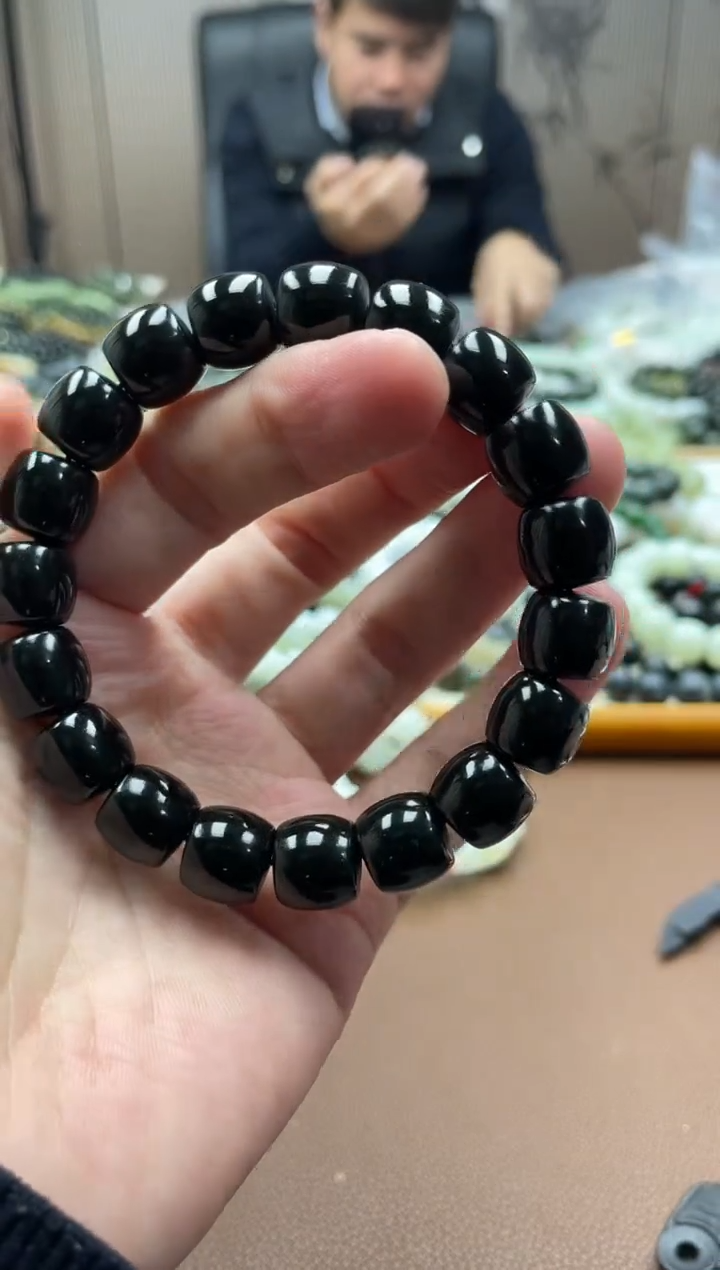 未镶嵌手串和田玉纯天然新疆塔县黑青12直切