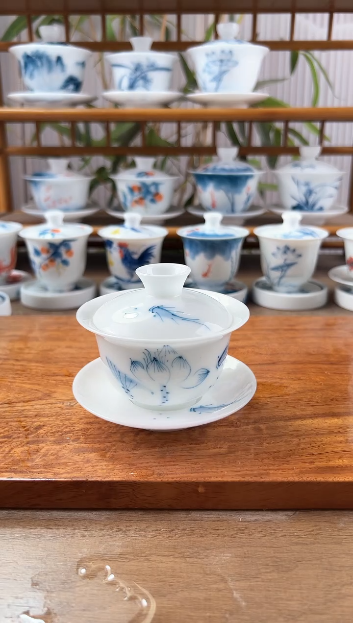 微瑕高冰荷花鱼聚130ml三才盖碗