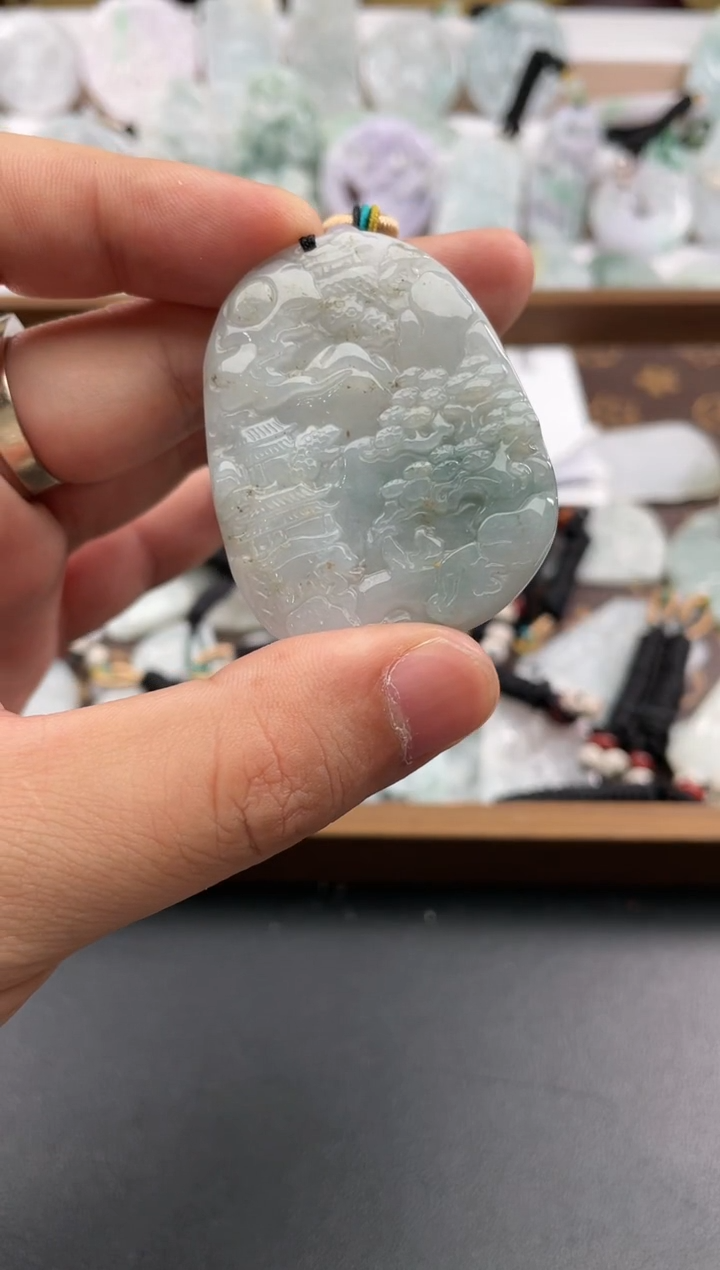 颈饰未镶嵌翡翠25/12/18/.67