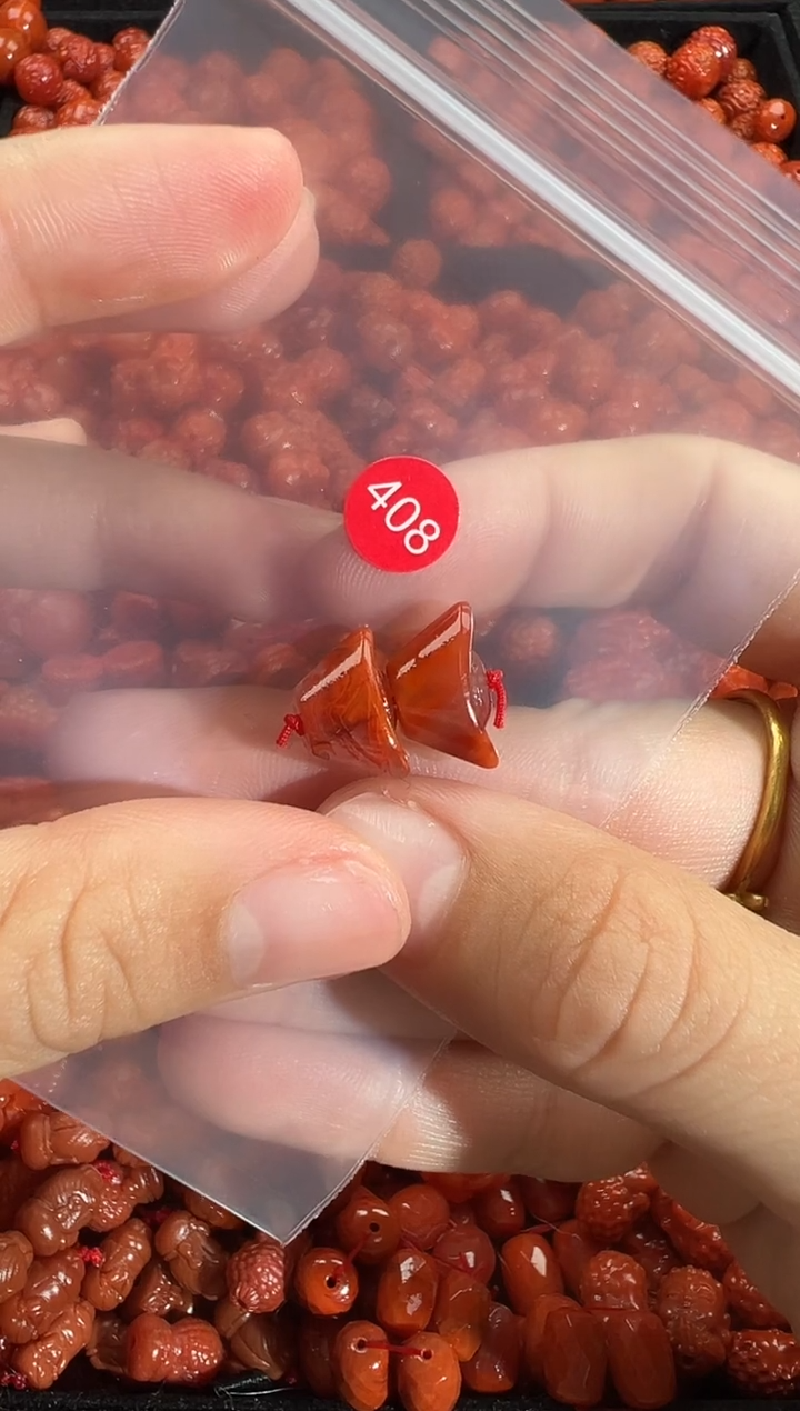 颈饰未镶嵌南红玛瑙1