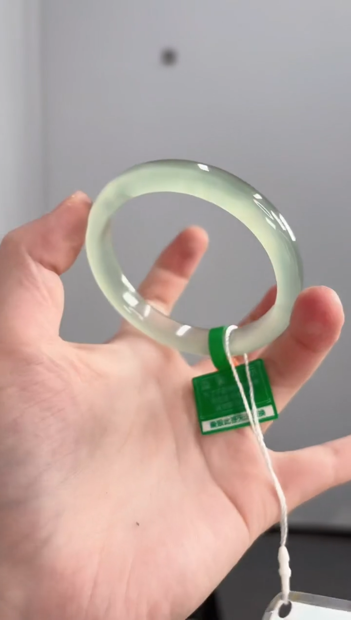 【闪购商品】玛瑙/玉髓手镯未镶嵌54圈