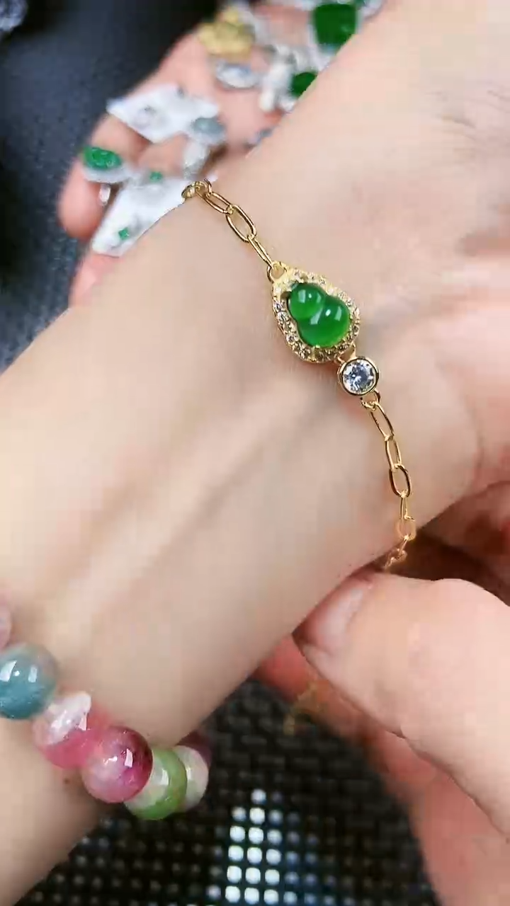 【闪购商品】翡翠手链未镶嵌11111111