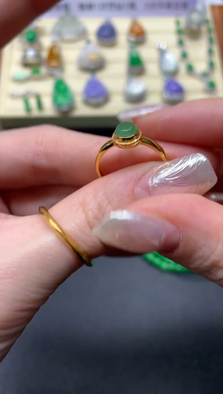 【闪购商品】翡翠戒指18K金镶嵌戒指|900+90