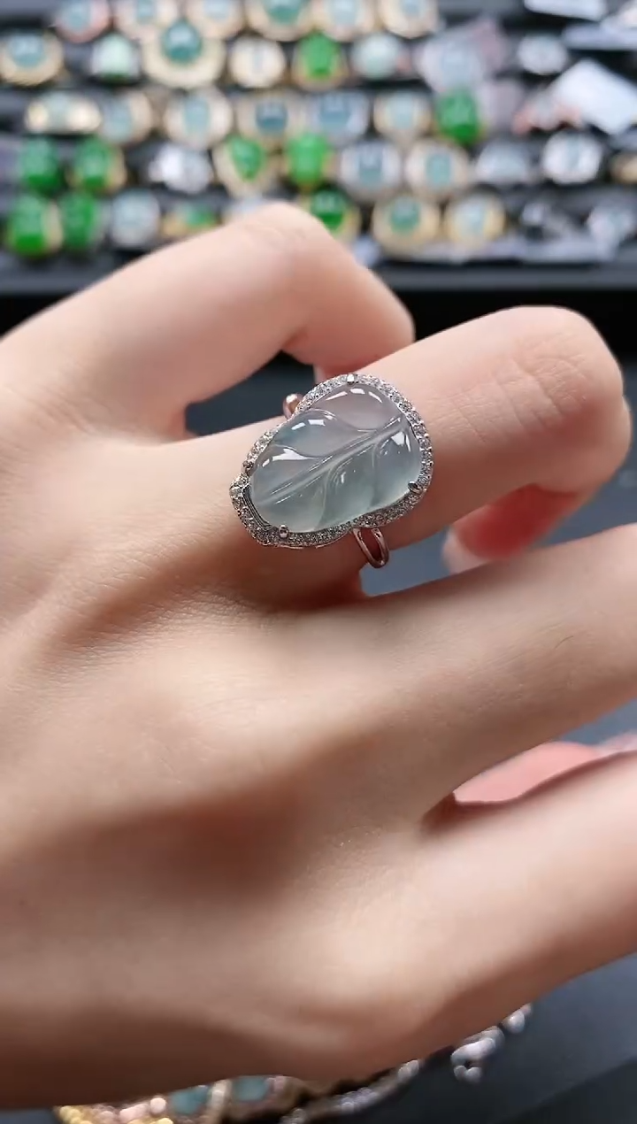 【闪购商品】翡翠戒指银S925镶嵌51151